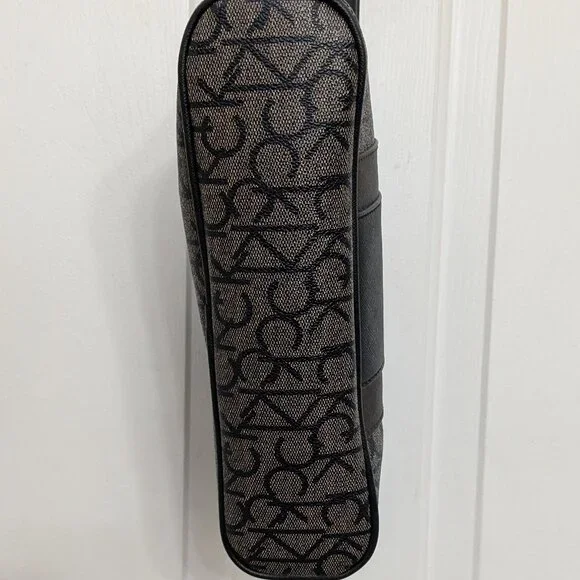 Calvin Klein Ck Must Monogram Recycled Crossbody Bag In Brown Black . Great Cond - Picture 6 of 14